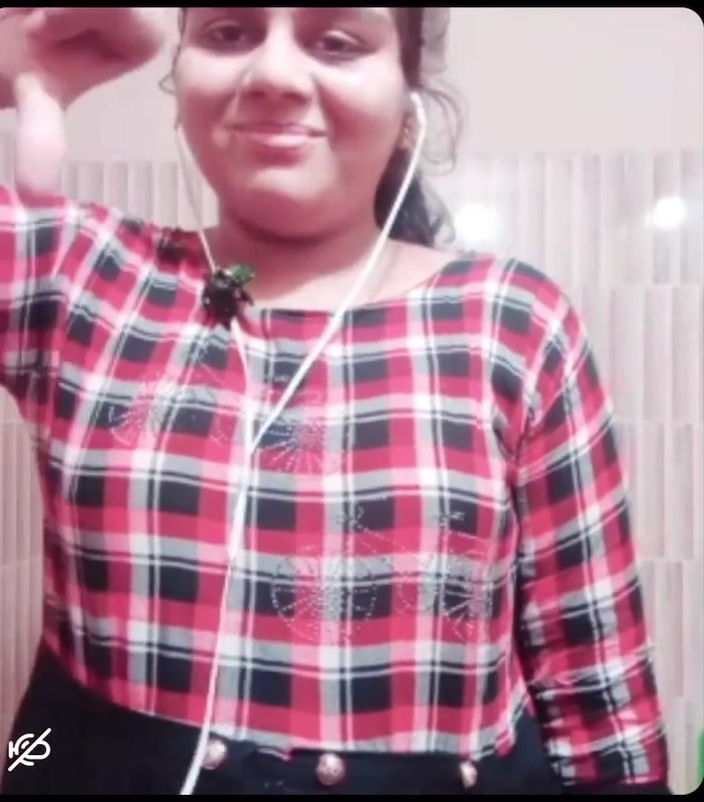 සුමිත්‍රා සහ බීමත් පාපතරයින් Sumithra Saha Beemath Papatharayin Sinhala Sri Lankan Sex Videos