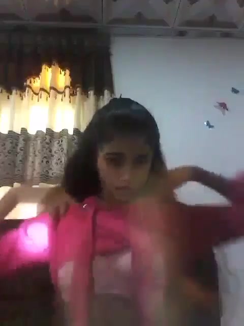 yellow blouse girl blowjob leak Sri Lankan Sex Videos