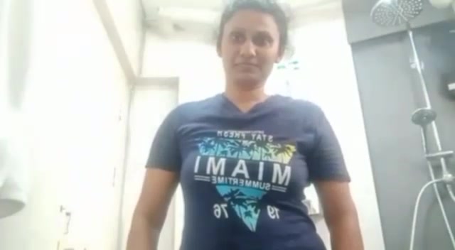 sri lankan hidden camera sex Sri Lankan Sex Videos