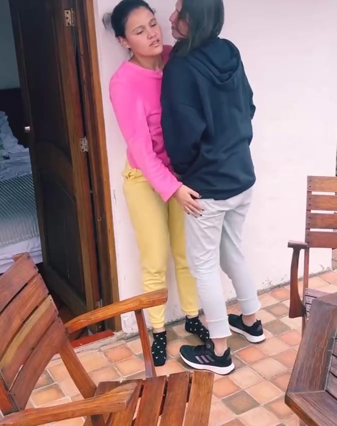 blowjob in the bus sri lanka Sri Lankan Sex Videos